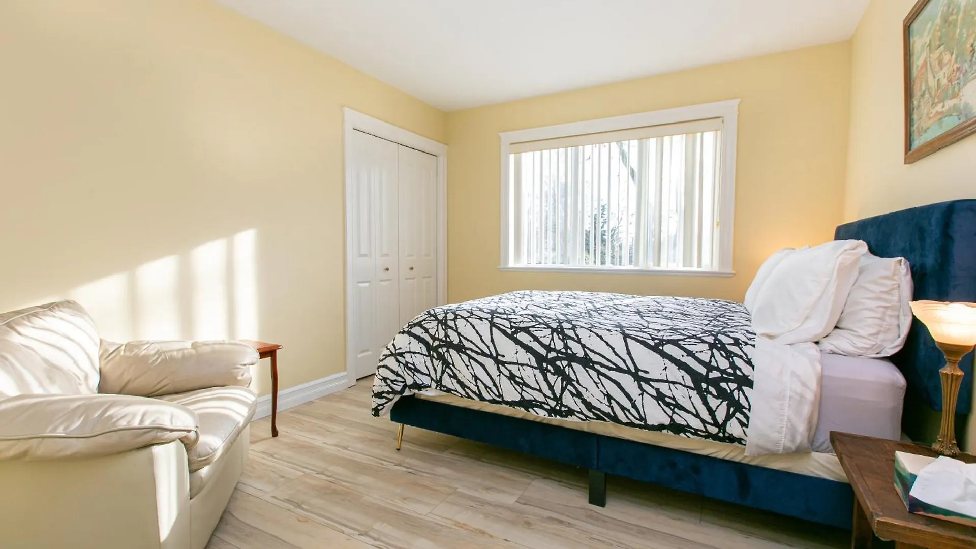 ויקטוריה 2 Bedroom Spacious Ground Level Suite 0*,