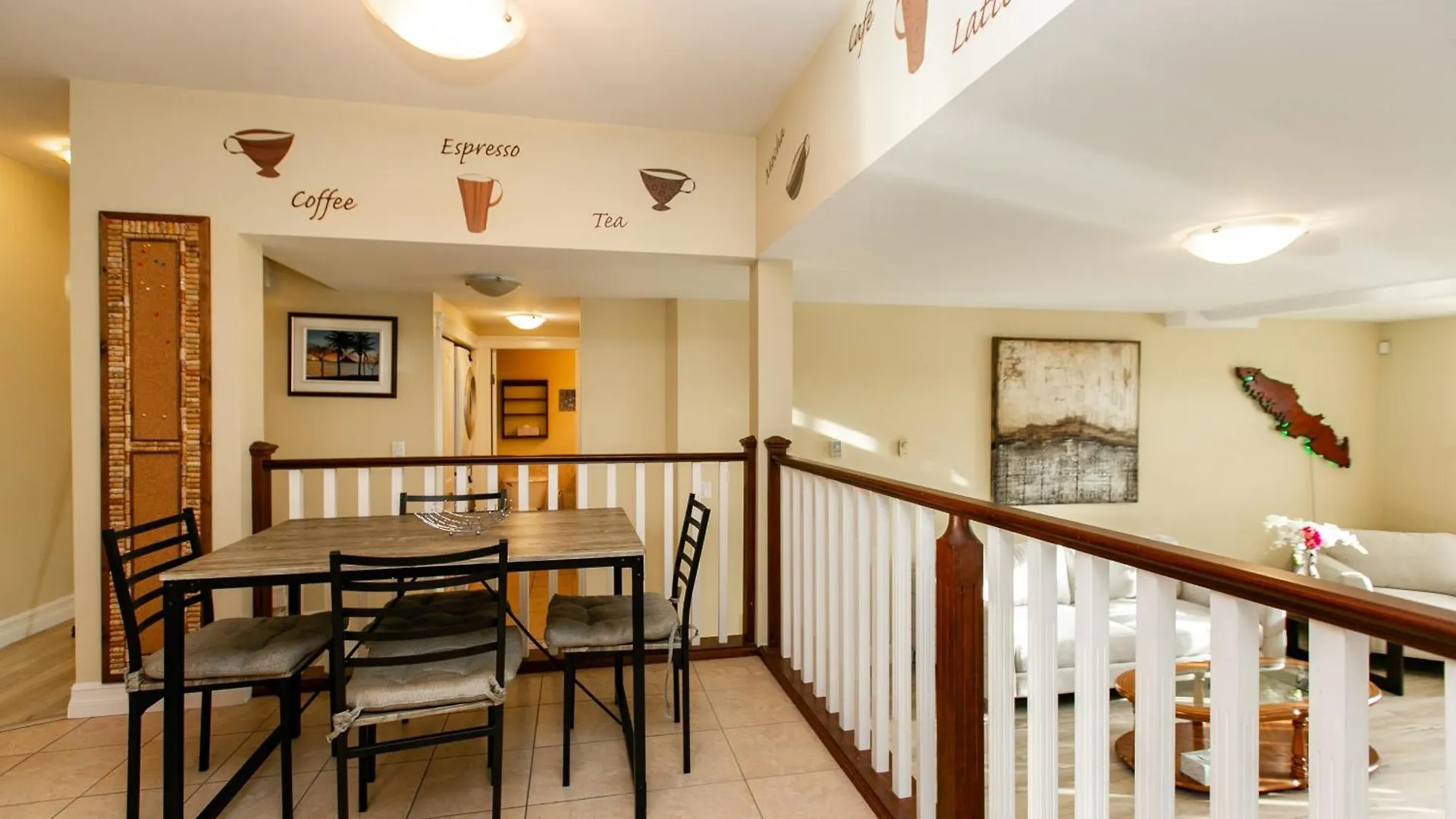 ויקטוריה 2 Bedroom Spacious Ground Level Suite קנדה