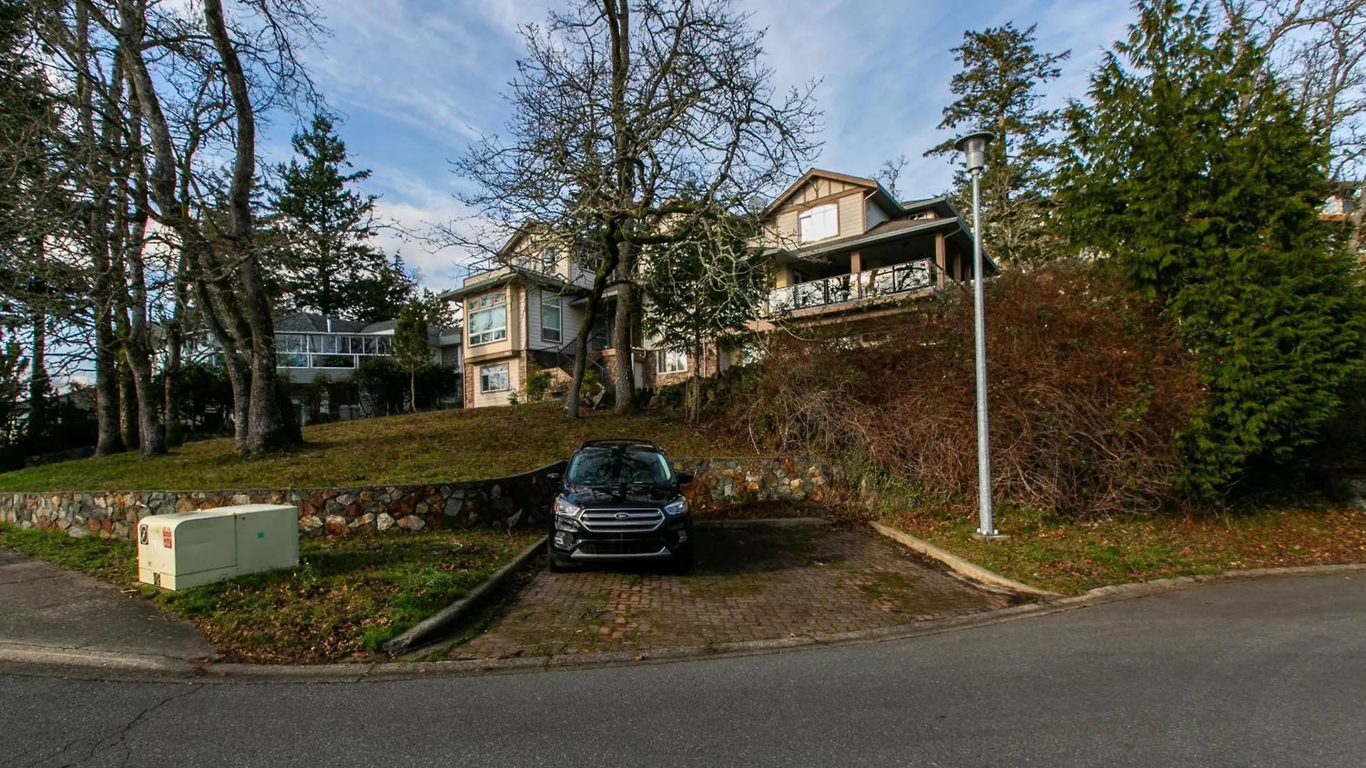 2 Bedroom Spacious Ground Level Suite Victoria Apartament